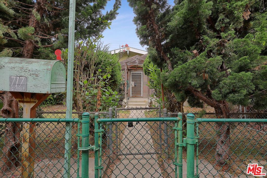 Photo of Listing #25548219