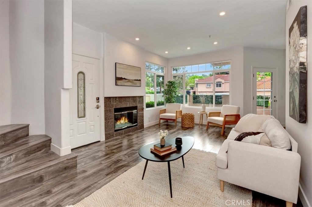 Photo of Listing #OC25114143