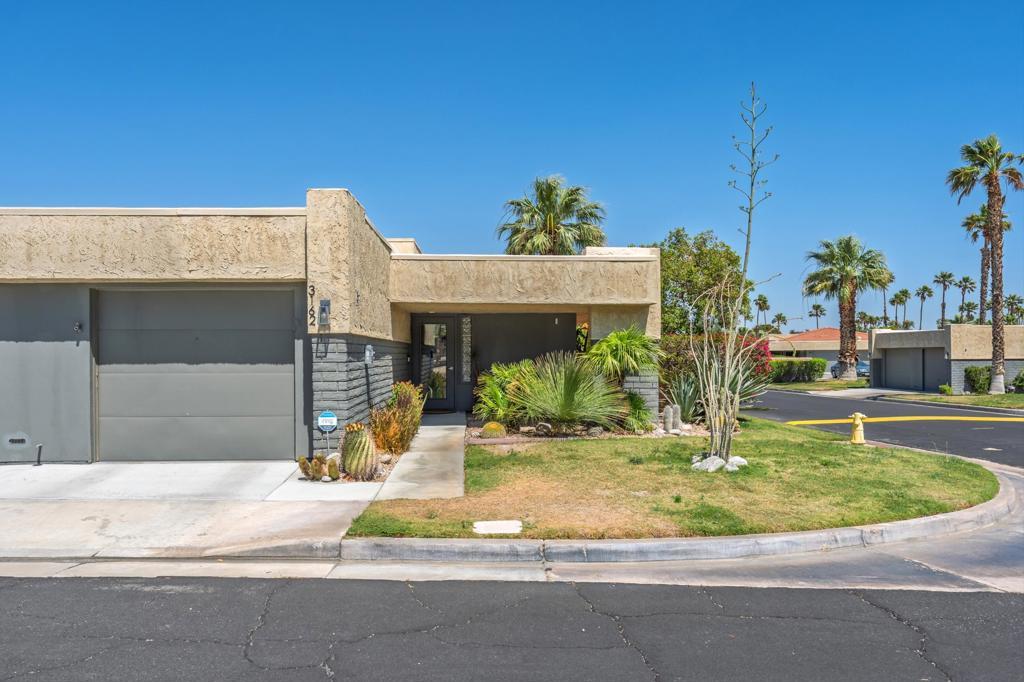 3162 Sunflower Loop, Palm Springs