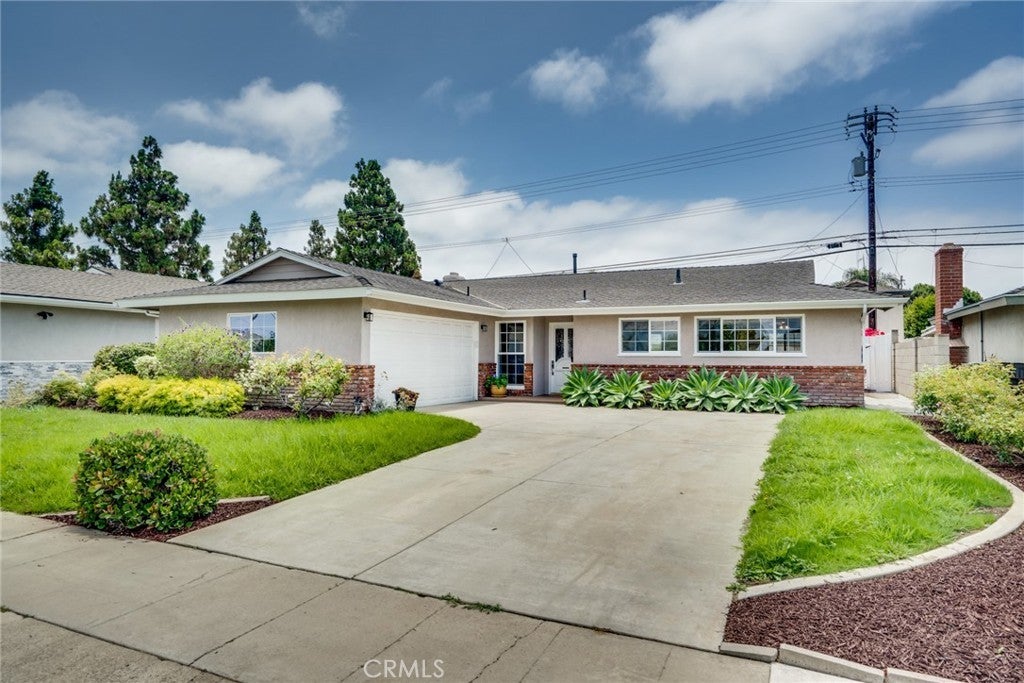 Photo of Listing #OC25124202