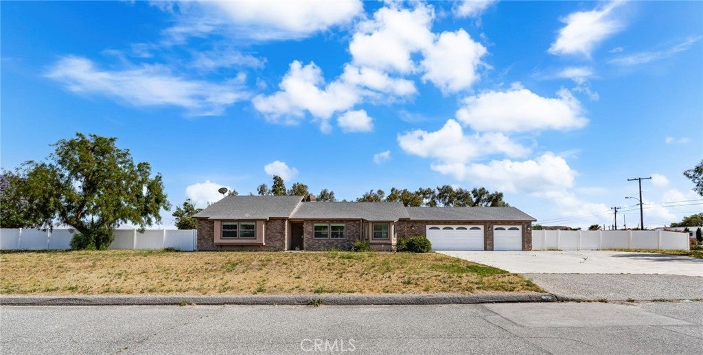 Photo of Listing #CV25125023