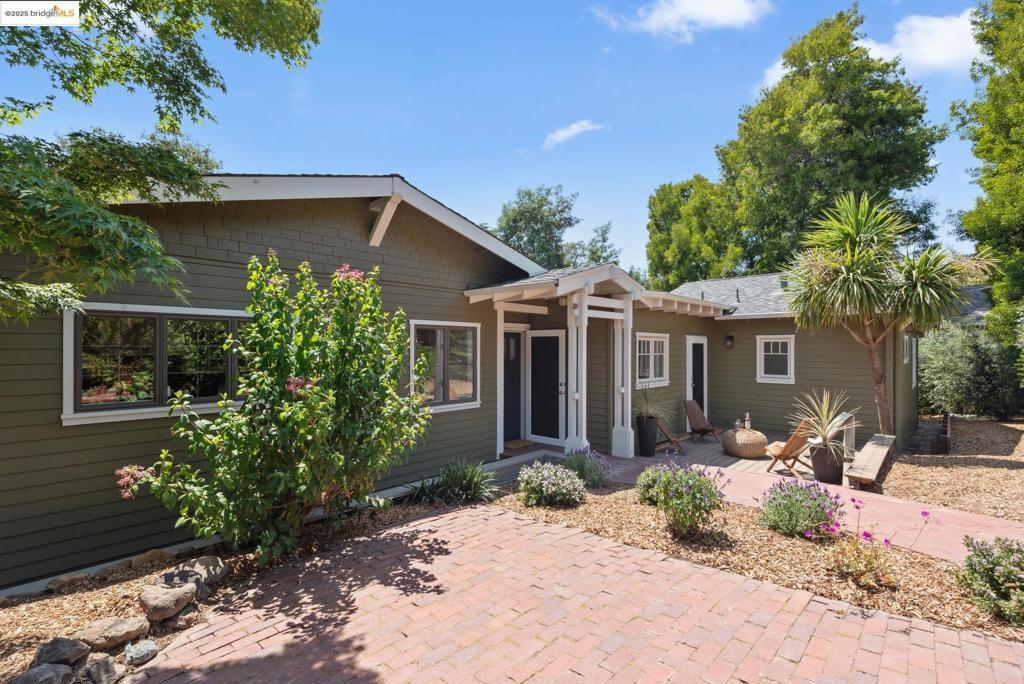 Photo of Listing #41100155