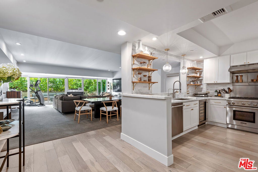 Photo of Listing #25547645