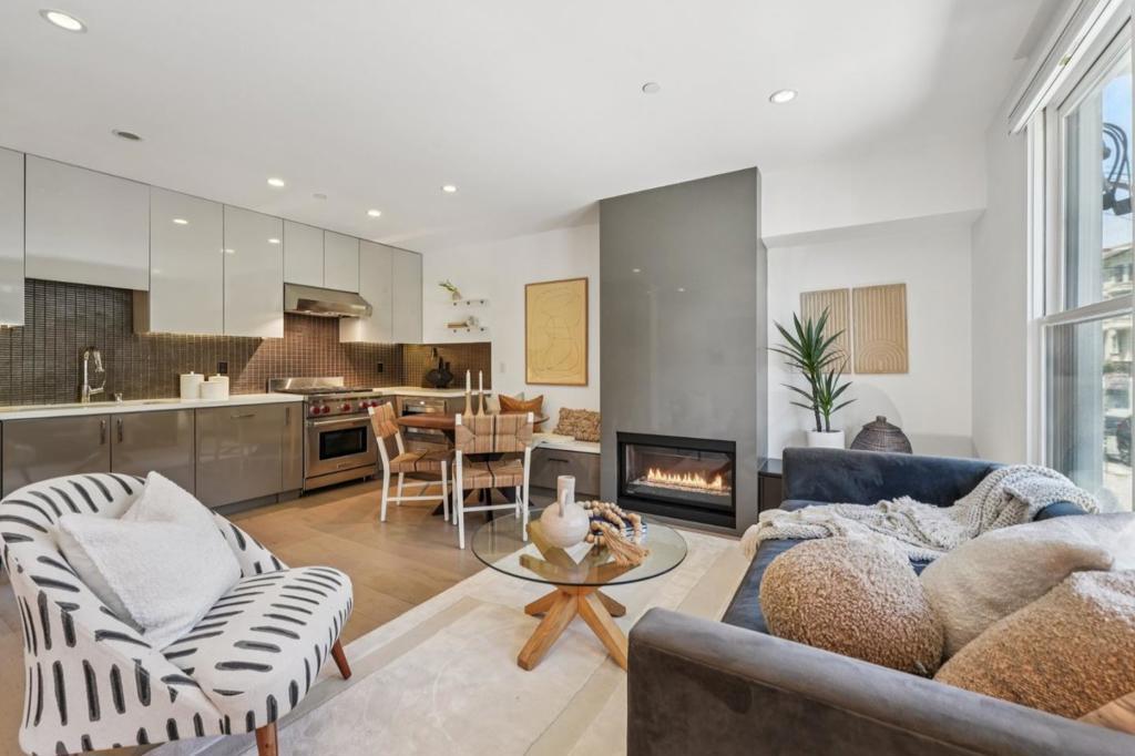 Photo of Listing #ML82009757