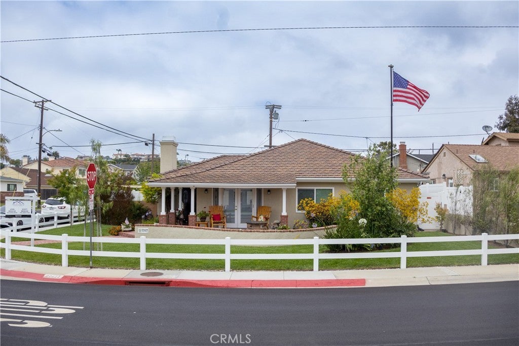 22427 Ellinwood Drive