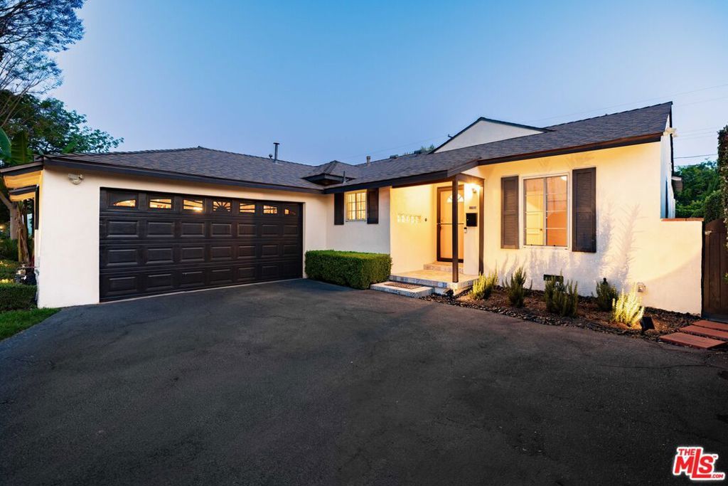 Photo of Listing #25548315