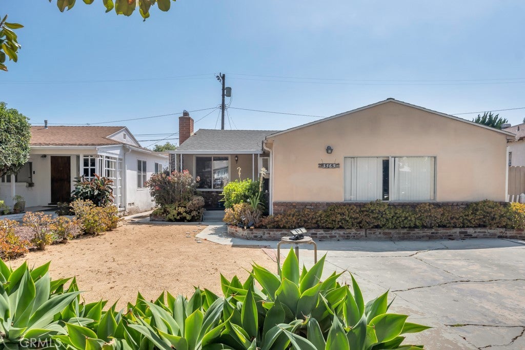 Photo of Listing #SR25125228