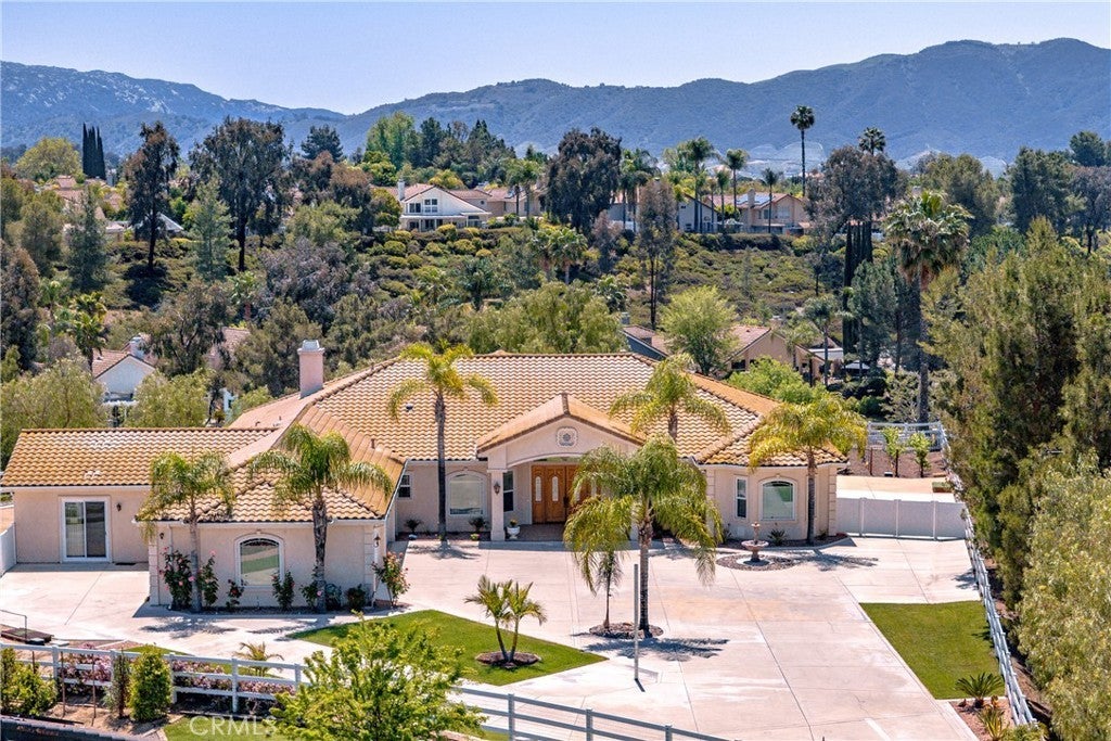 Photo of Listing #SW25125307