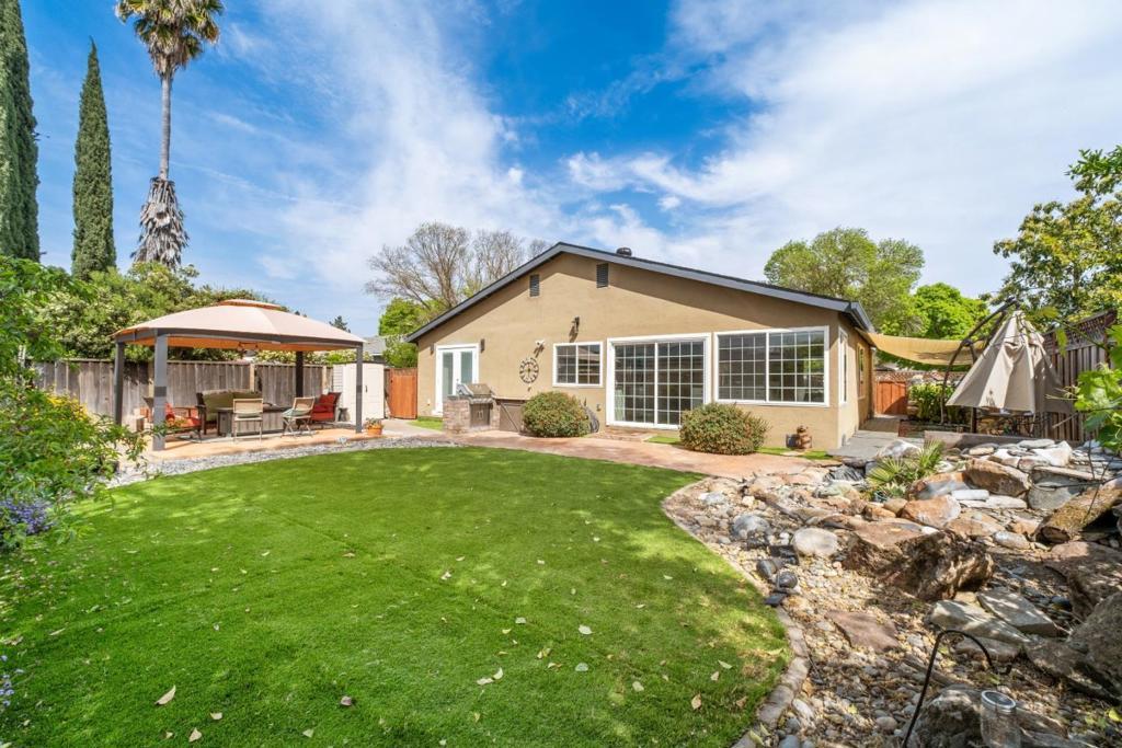 Photo of Listing #ML82009696