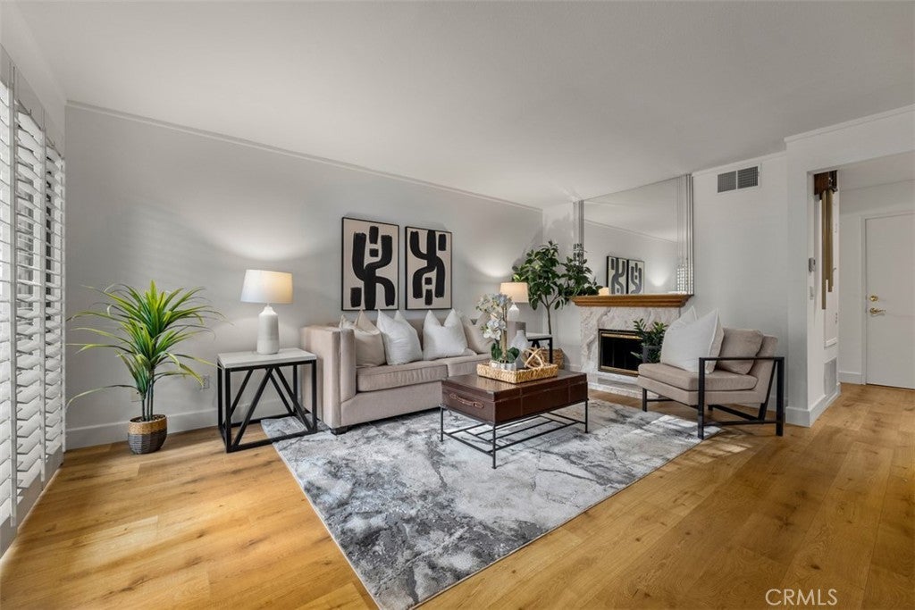 Photo of Listing #PW25125468