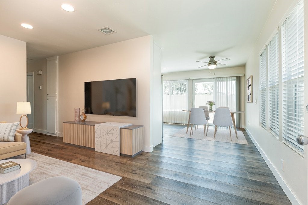 Photo of Listing #SW25125924