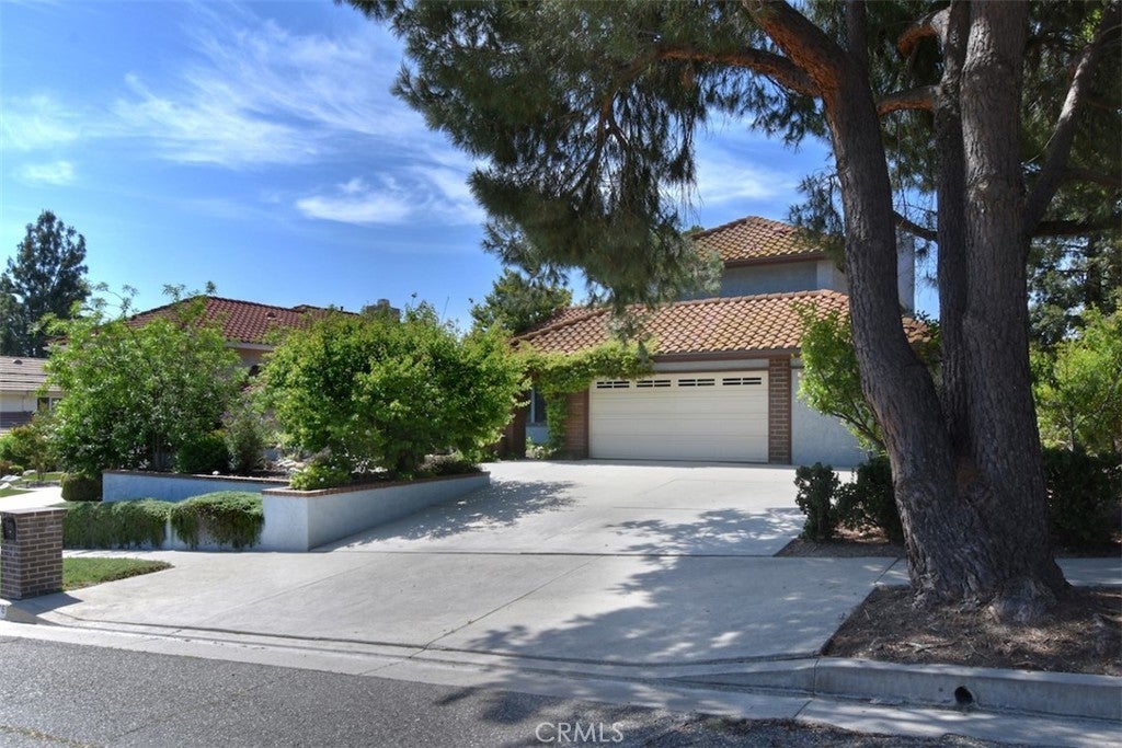 Photo of Listing #SR25122484