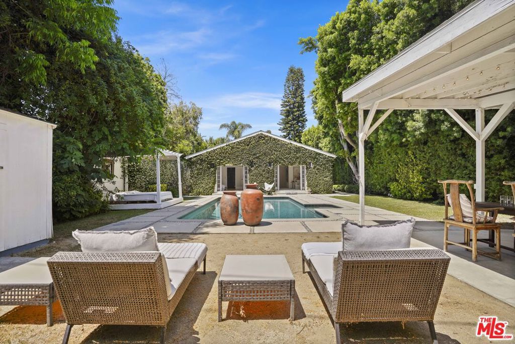 Photo of Listing #25547393