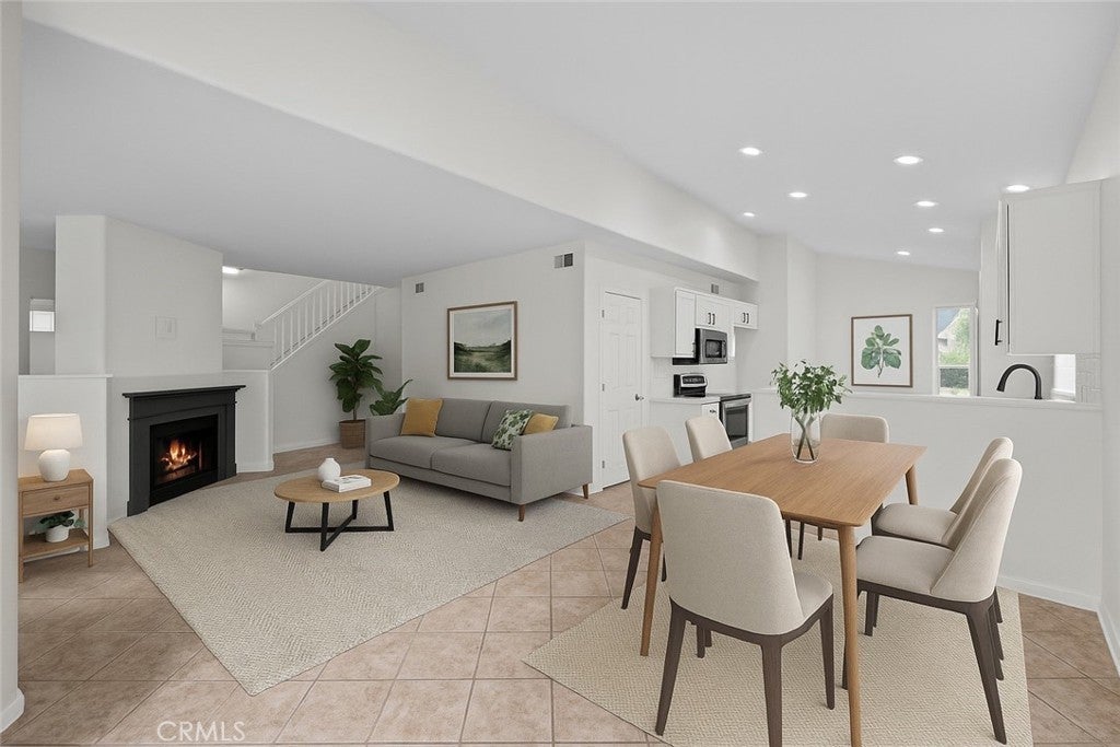 Photo of Listing #OC25126199