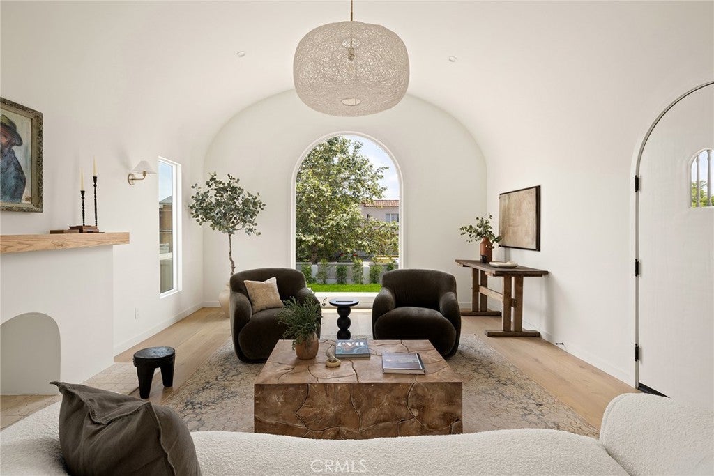 Photo of Listing #PW25122642