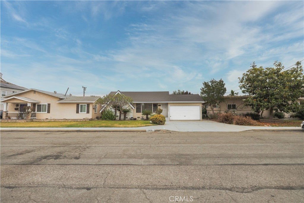 Photo of Listing #PW25113499