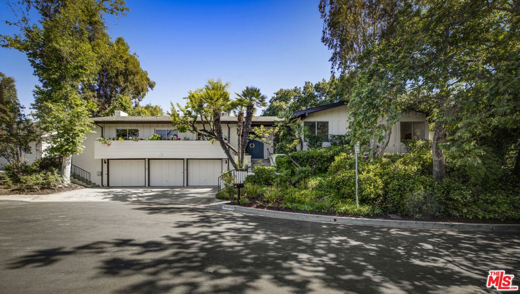 Photo of Listing #25547881