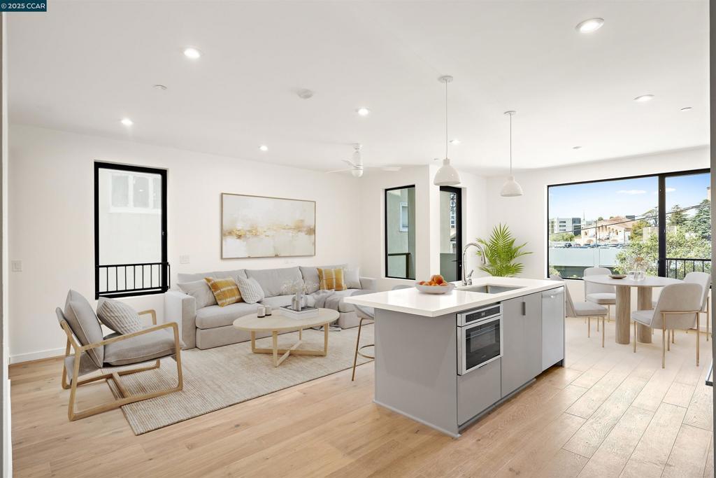 Photo of Listing #41100315