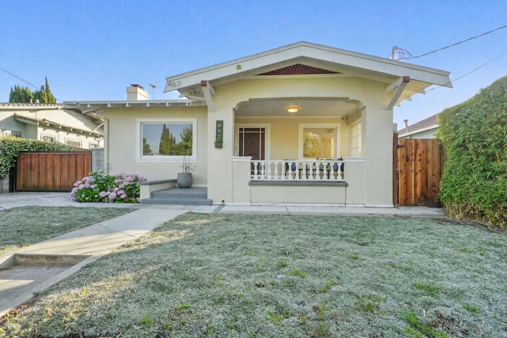 Photo of Listing #ML82007751