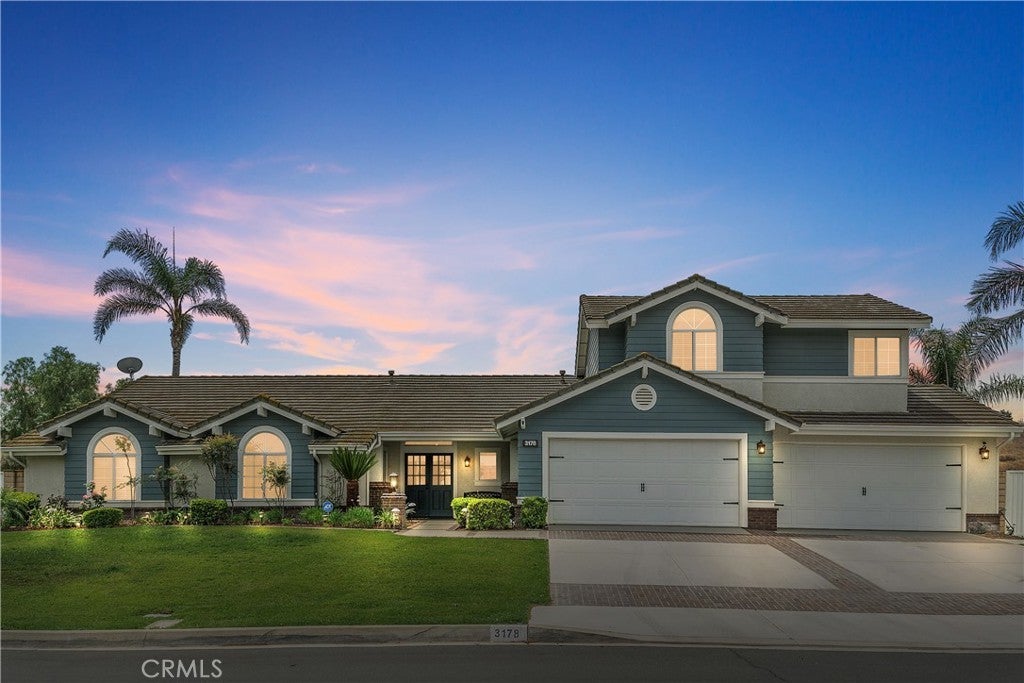 Photo of Listing #IV25124777