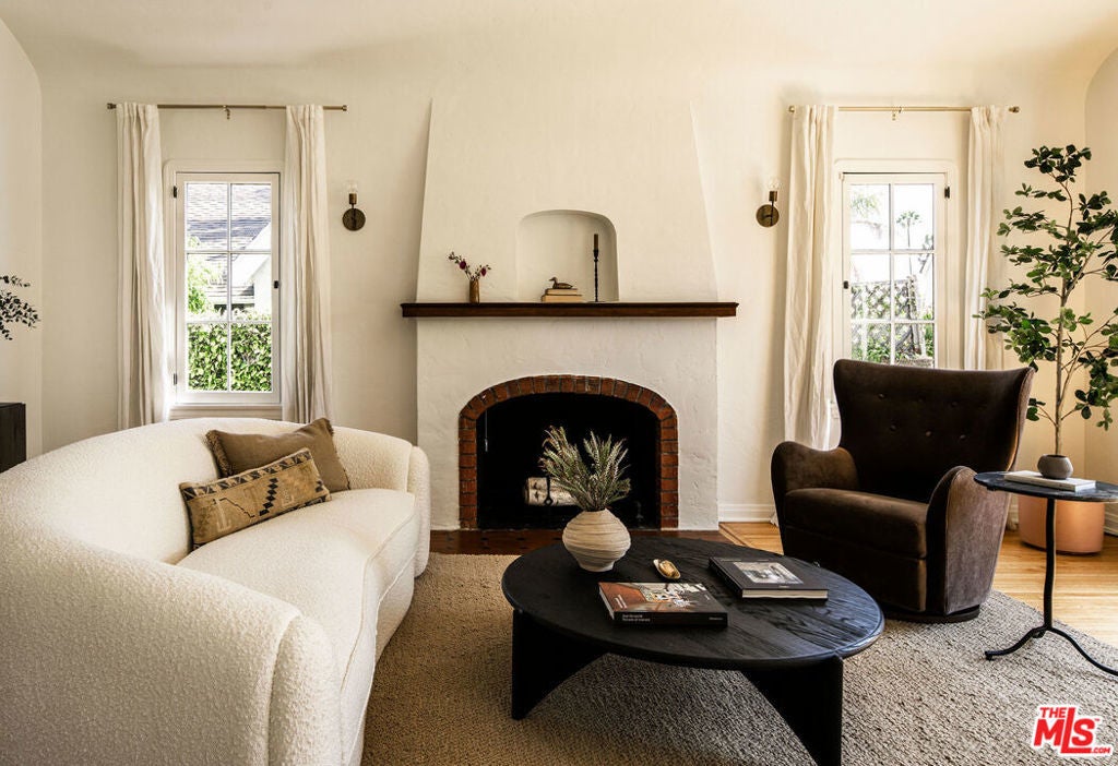 Photo of Listing #25544469