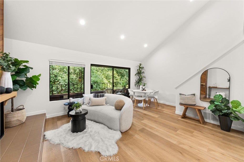 Photo of Listing #PW25125325