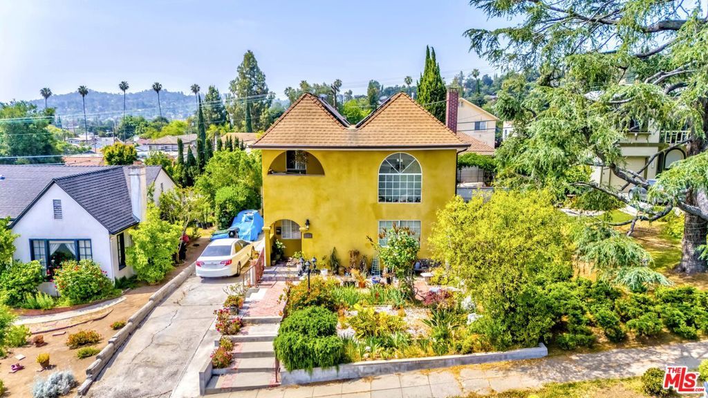 Photo of Listing #25540889