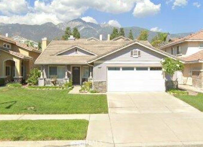 Photo of Listing #IV25126230