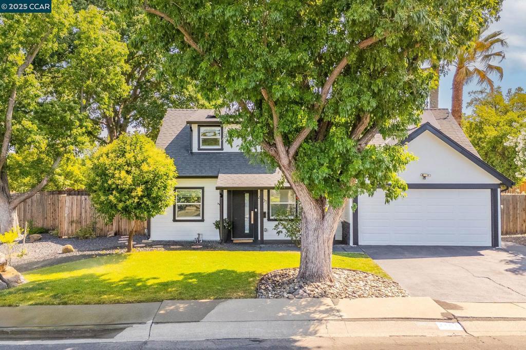 Photo of Listing #41100377