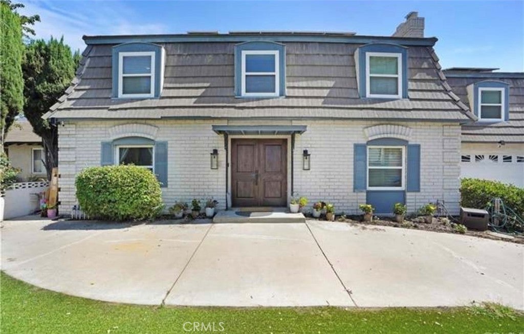 Photo of Listing #IV25126758