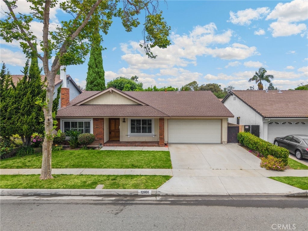 Photo of Listing #SB25124208