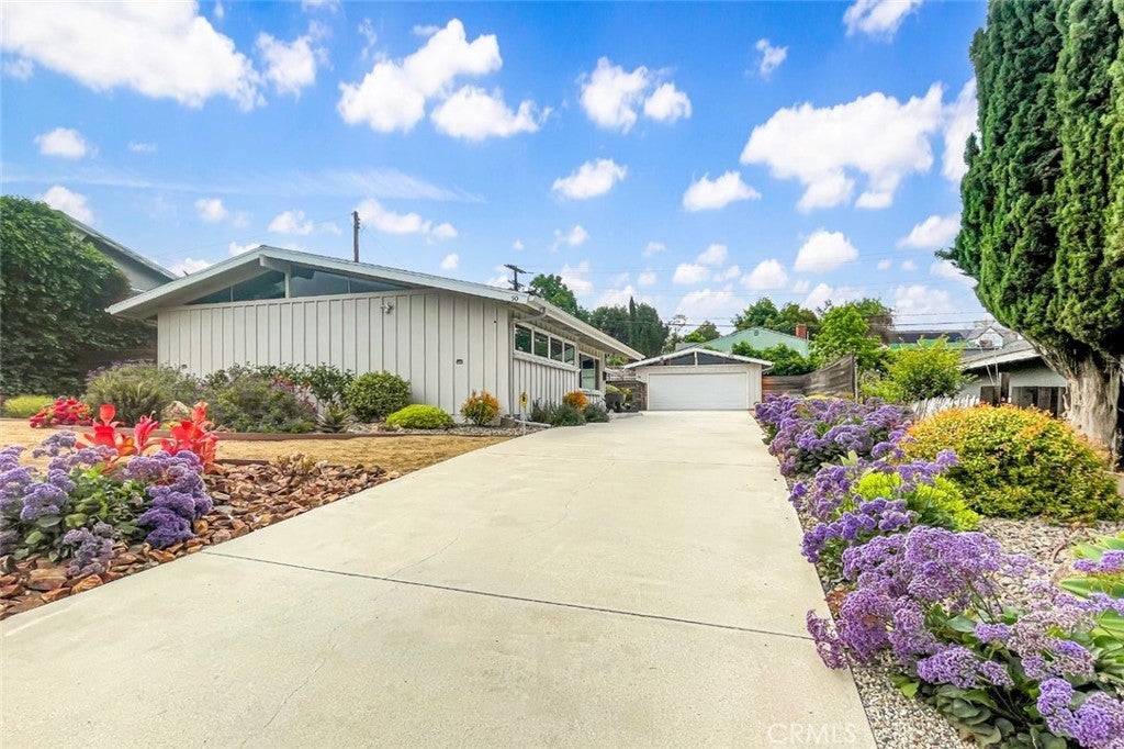 Photo of Listing #SR25126471