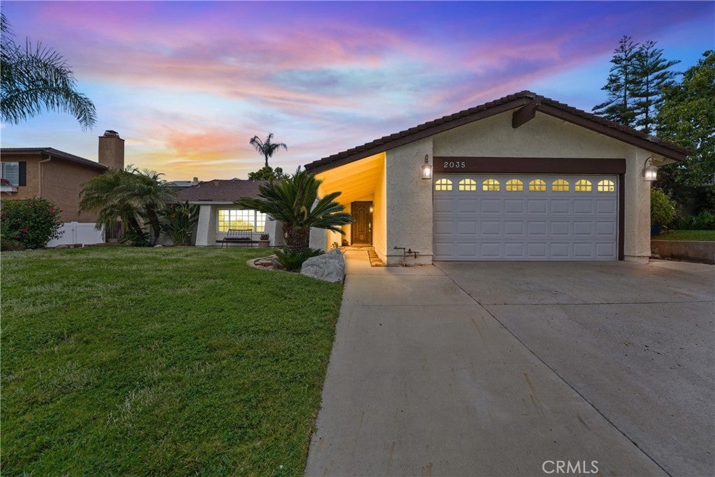 Photo of Listing #SR25113401