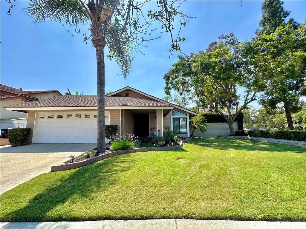 Photo of Listing #RS25126817