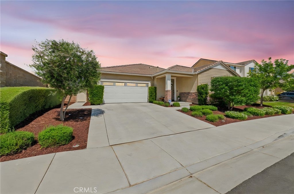 Photo of Listing #SW25124257