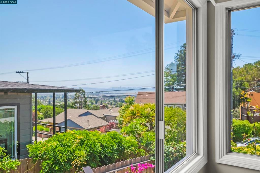 Photo of Listing #41100435