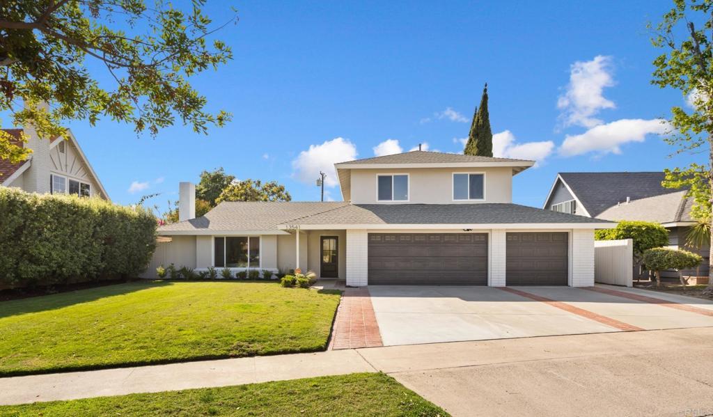 Photo of Listing #PTP2504209