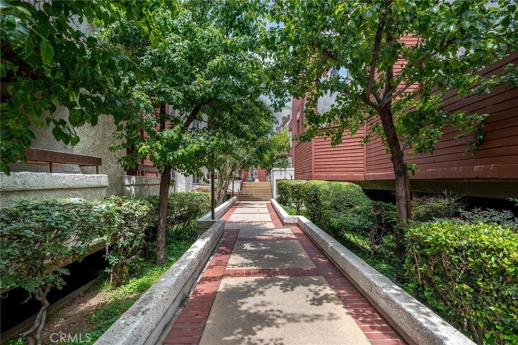 Photo of Listing #PW25127043