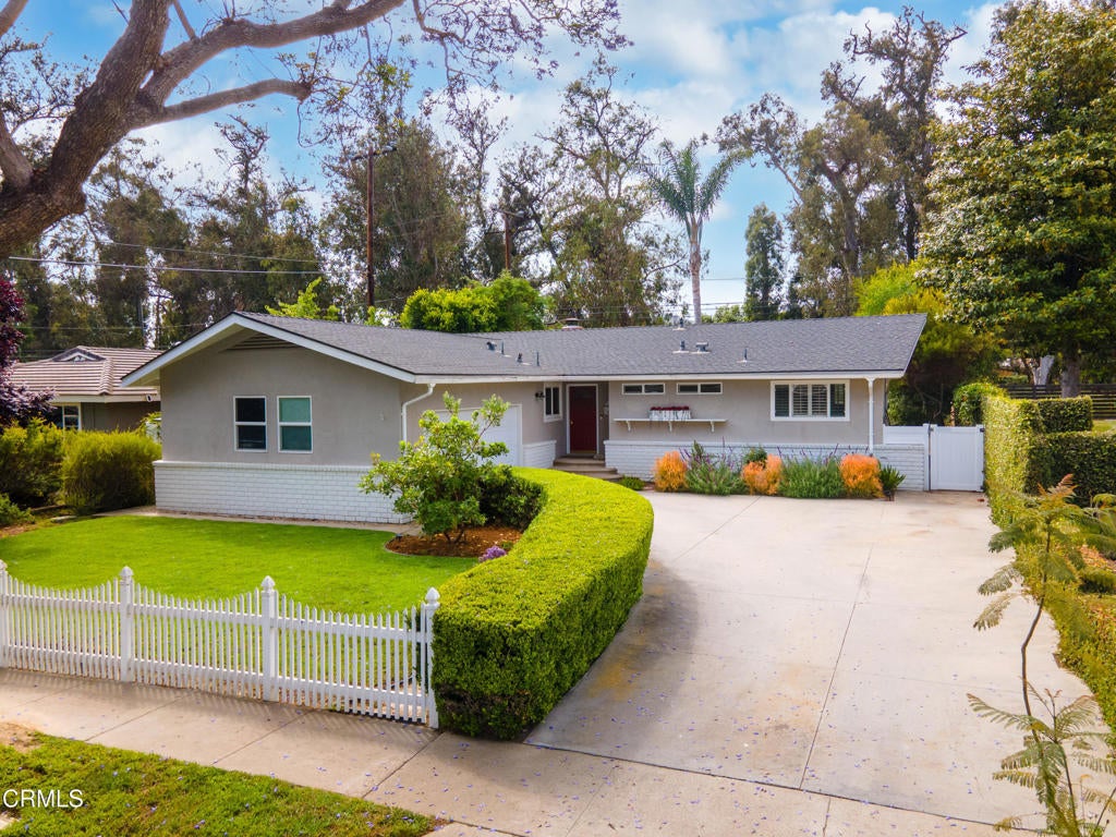 Photo of Listing #V1-30425