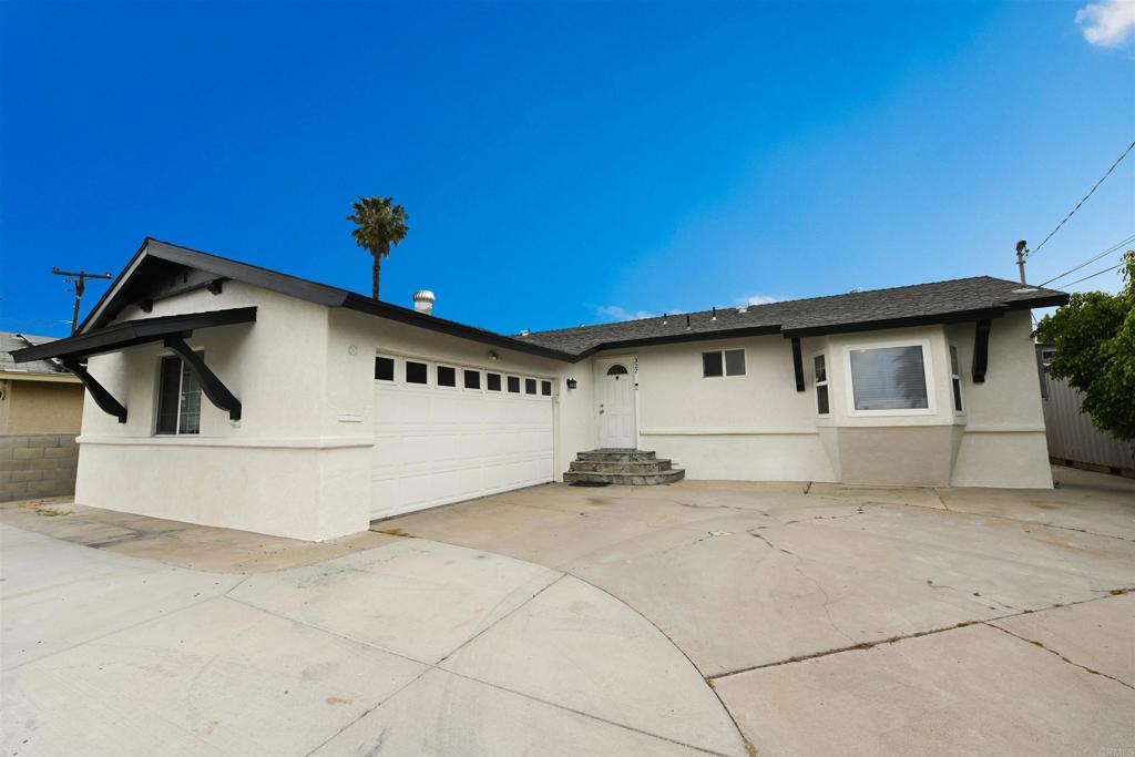 Photo of Listing #PTP2504221