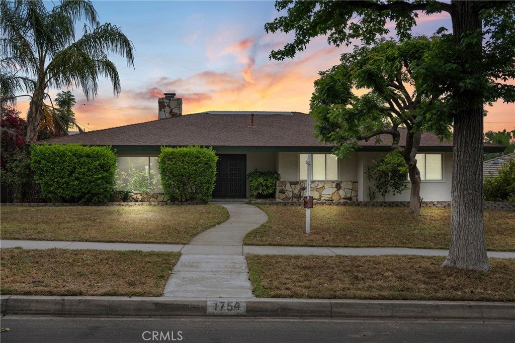 Photo of Listing #CV25127261