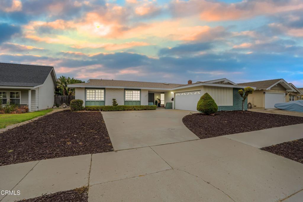 Photo of Listing #V1-30427