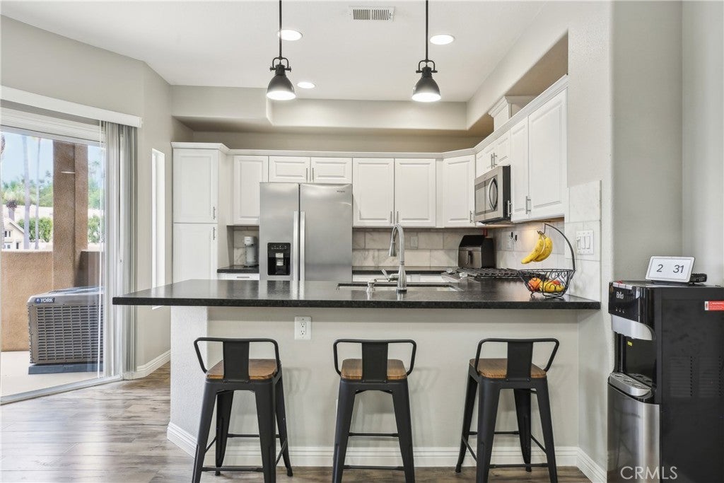 Photo of Listing #OC25127305