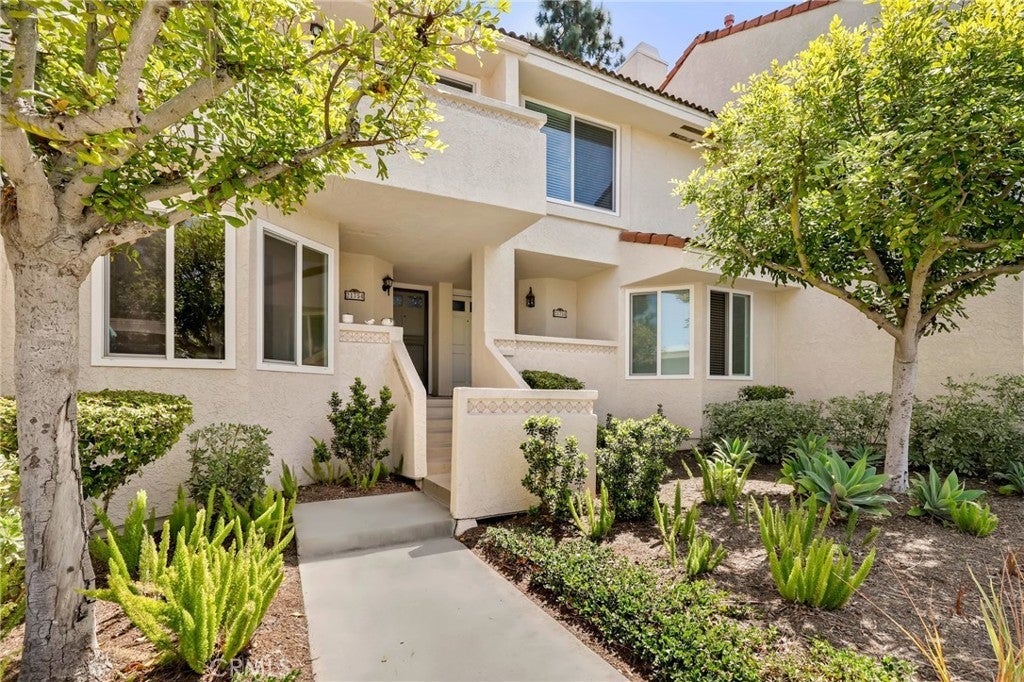 Photo of Listing #OC25127372