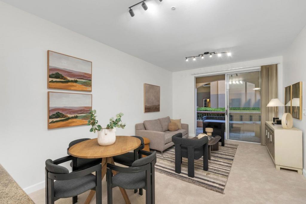 Photo of Listing #ML82010115