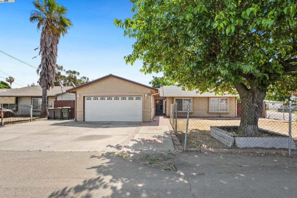 Photo of Listing #41100568