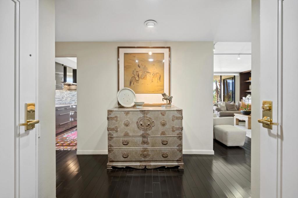 910 Island Drive # 312, Rancho Mirage