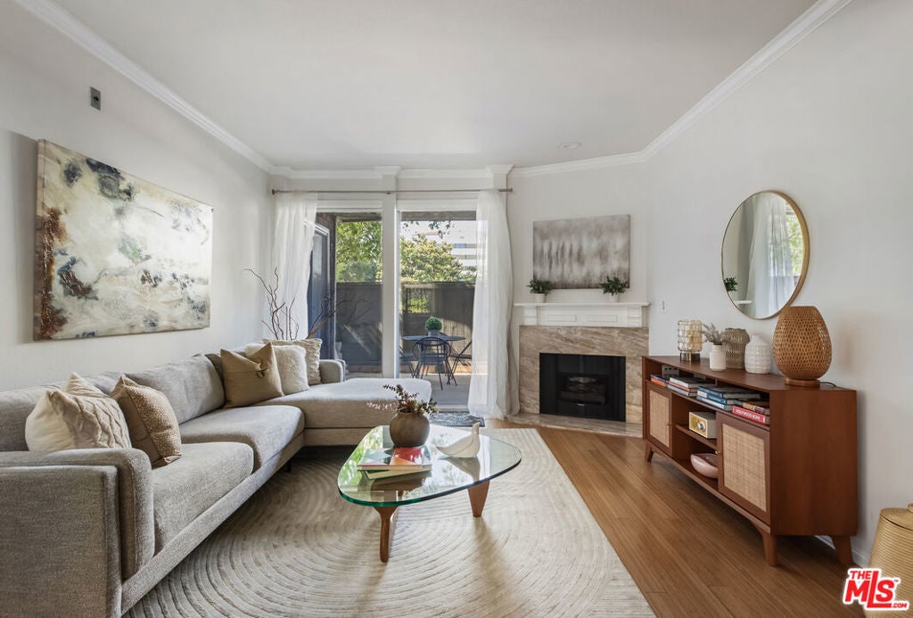 Photo of Listing #25549537