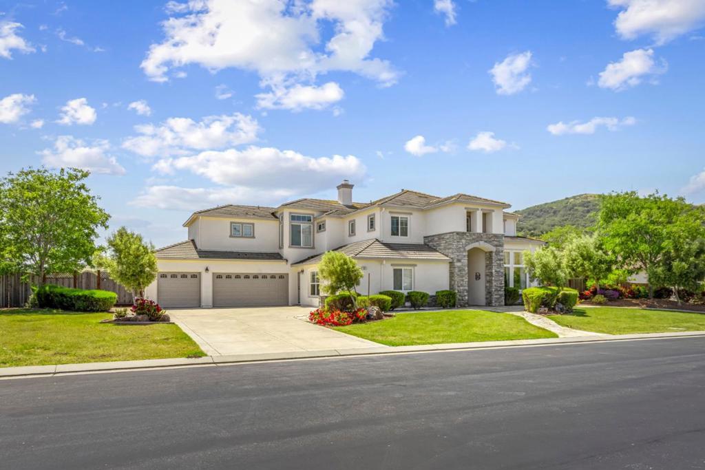 Photo of Listing #ML82010146