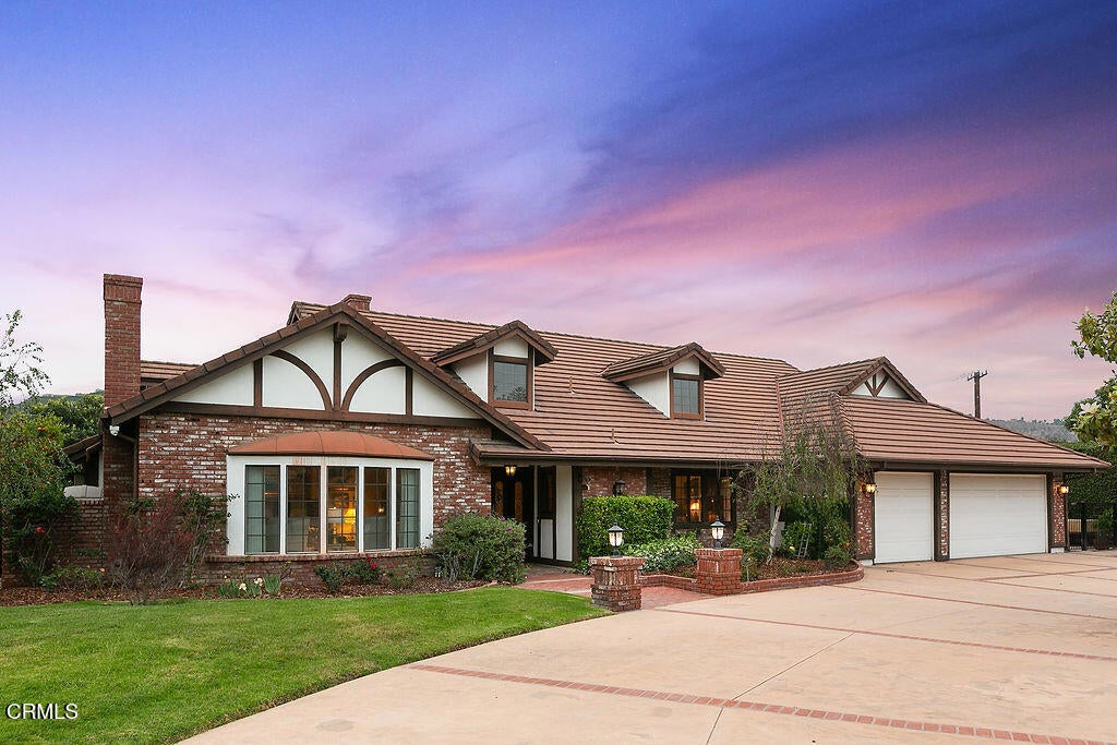 Photo of Listing #V1-30443